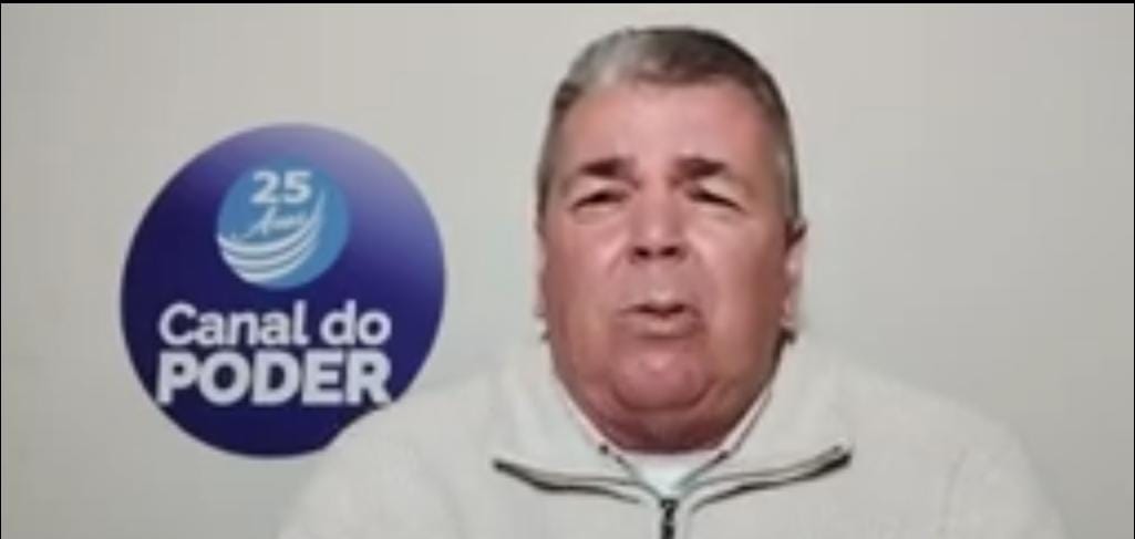 Caroline Detoni subestima a inteligência dos catarinenses